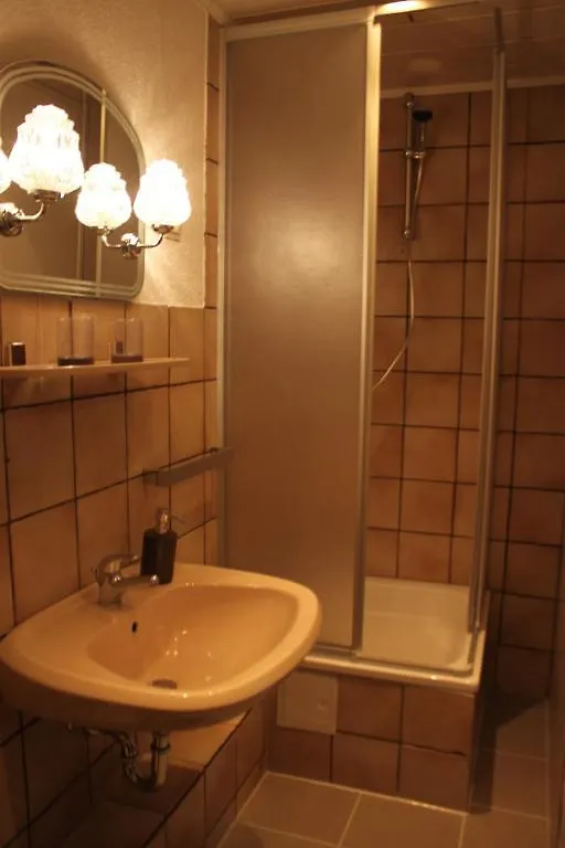 Berl Inn Berlin 2*,